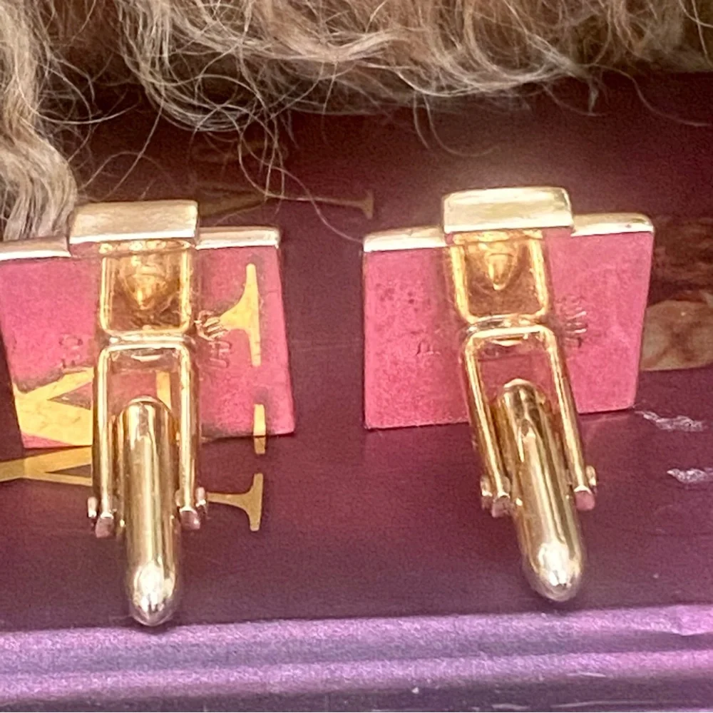 Vintage “Swank” signed geometric square cuff links
